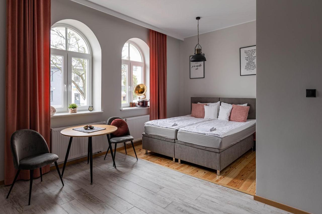 Apartamenty Kamienica Sieradz Exterior foto
