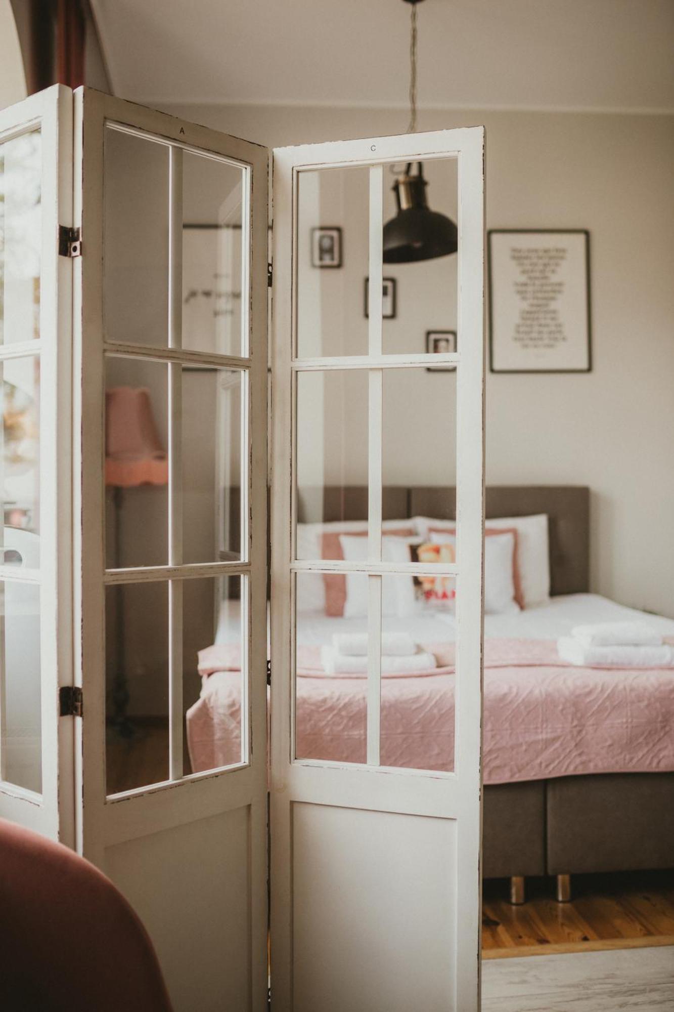 Apartamenty Kamienica Sieradz Exterior foto